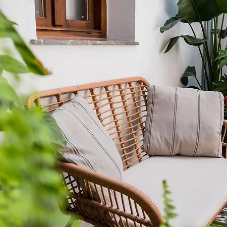 Ibericabeds Albaicin Apartment